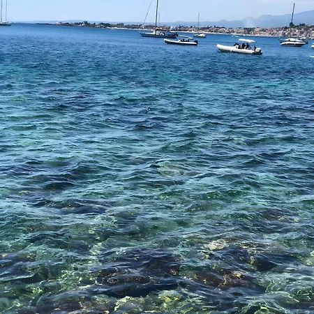 Apartment Giulia's On The Sea *